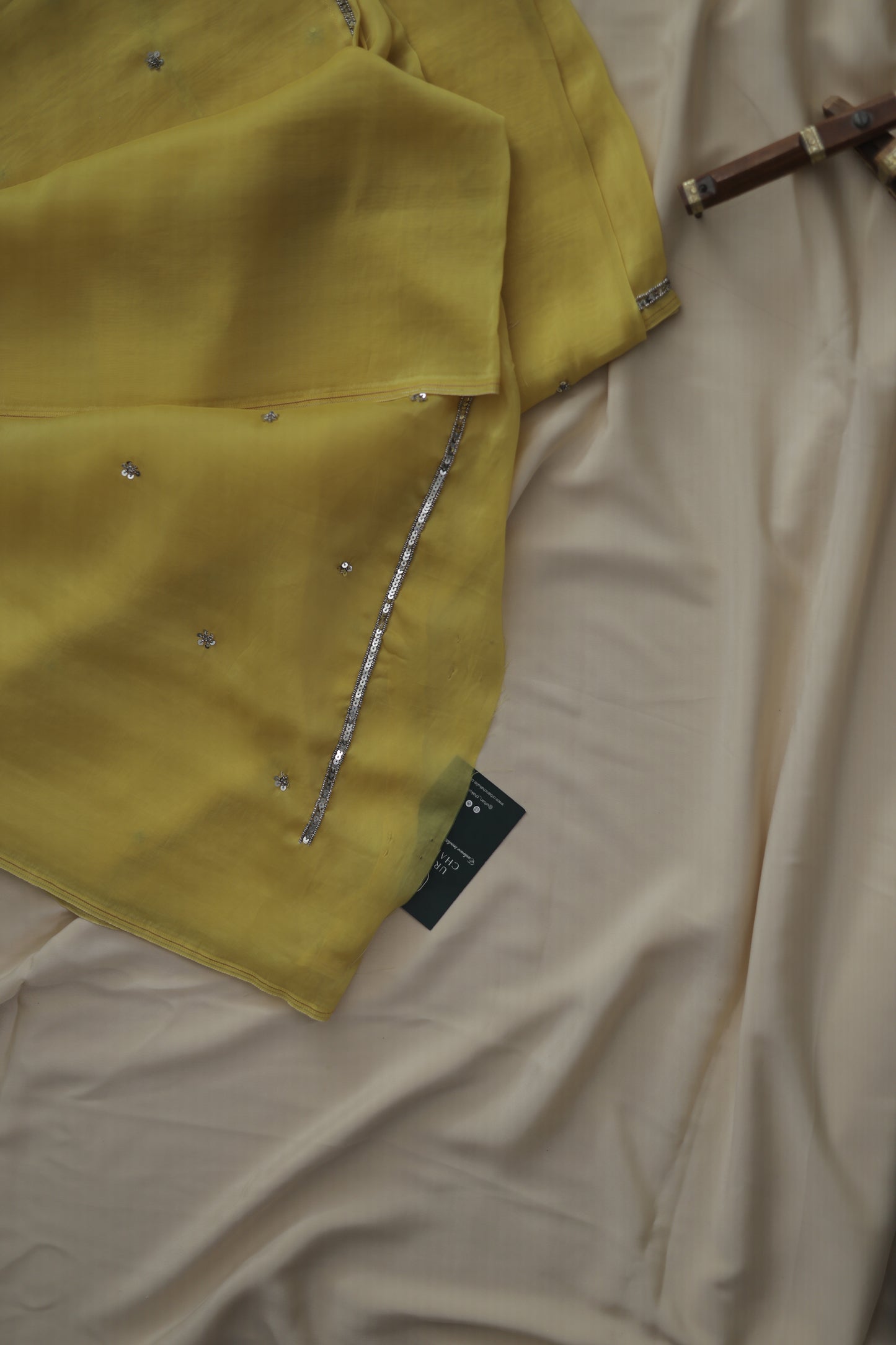 LEMON YELLOW- AUTUMN CREPE SAREE(PHOOL BINDU - FLOWER DOT)