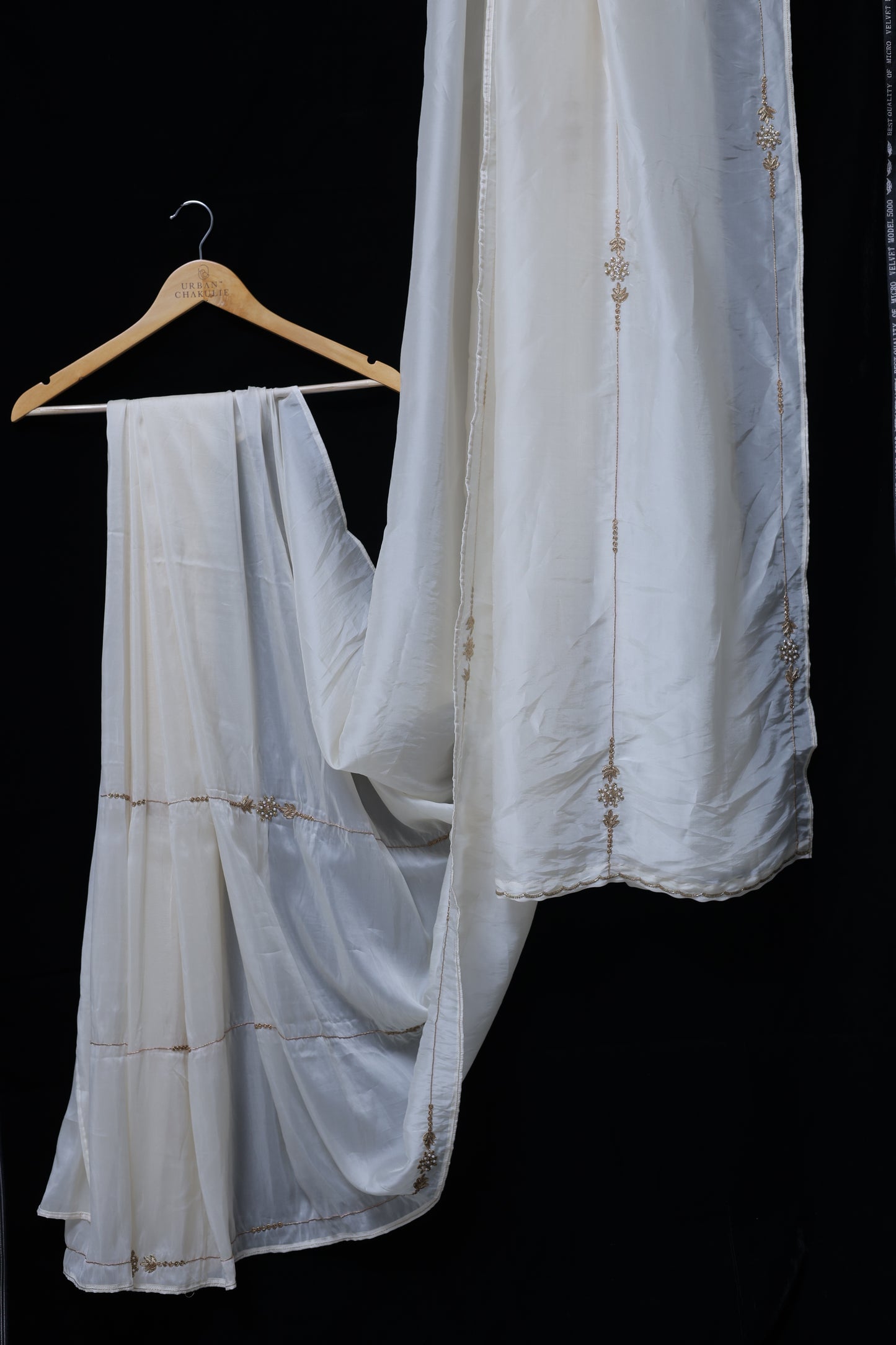 IVORY- AUTUMN CREPE SAREE(PRABHA - LUMINOUS GLOW)