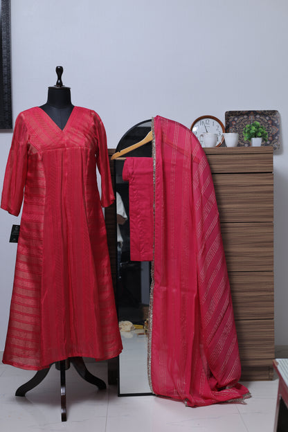 PINK PRINCESS CUT KURTA PANT SET