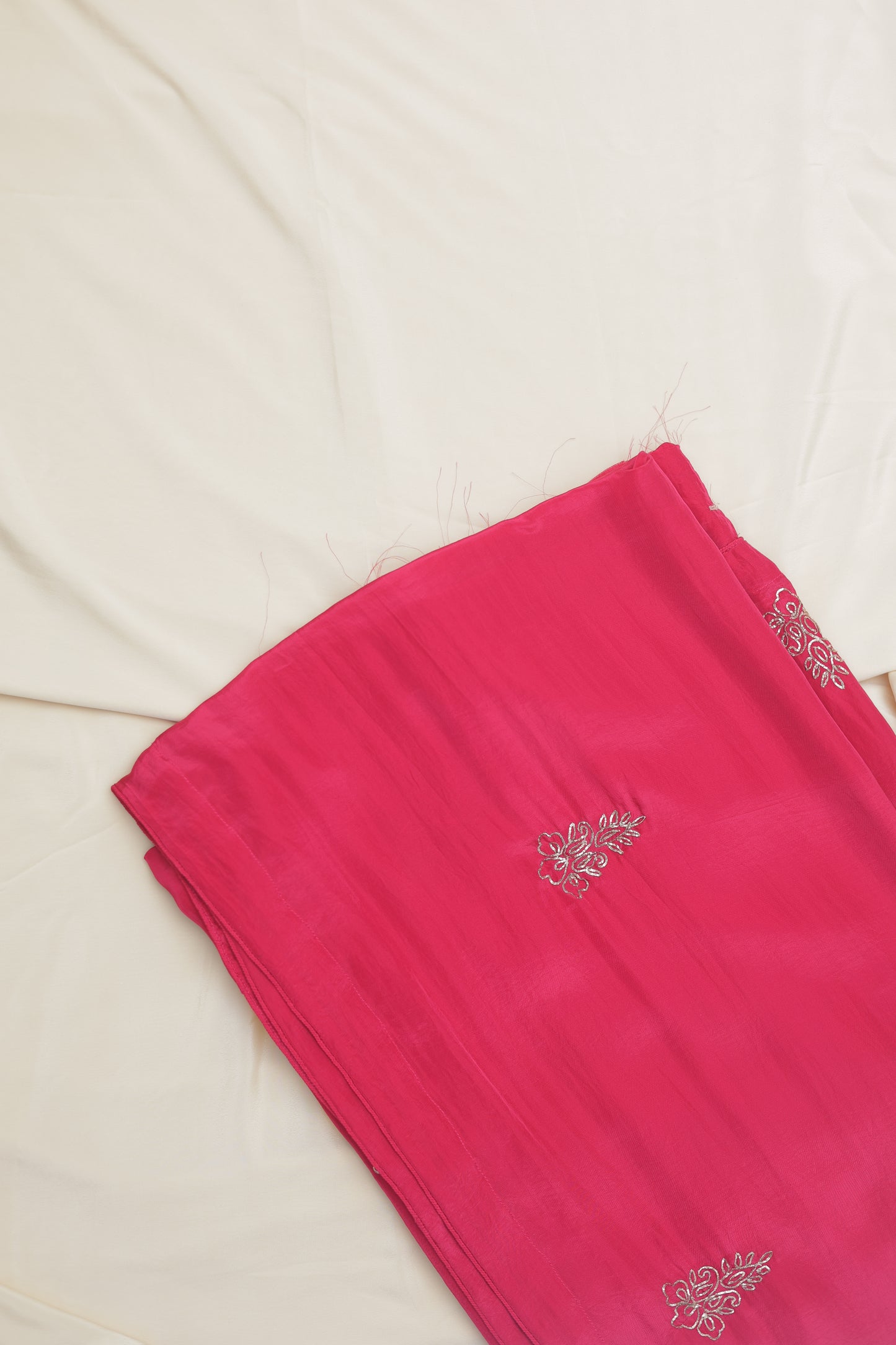 DARK PINK- H.O.SILK SAREE (KANAK BUTTA - GOLDEN MOTIFS)