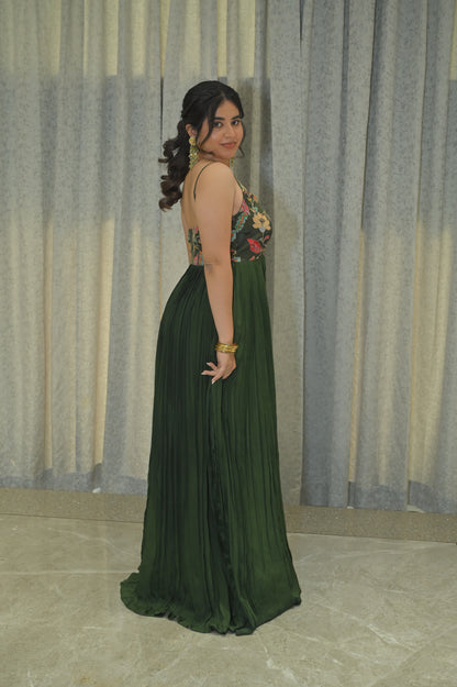 BOTTLE GREEN SPAGHETTI GOWN
