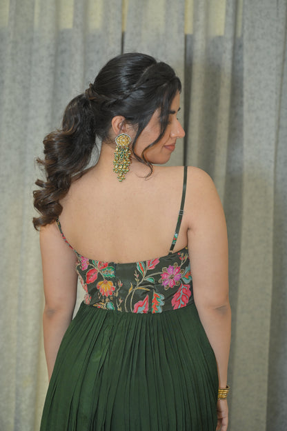 BOTTLE GREEN SPAGHETTI GOWN